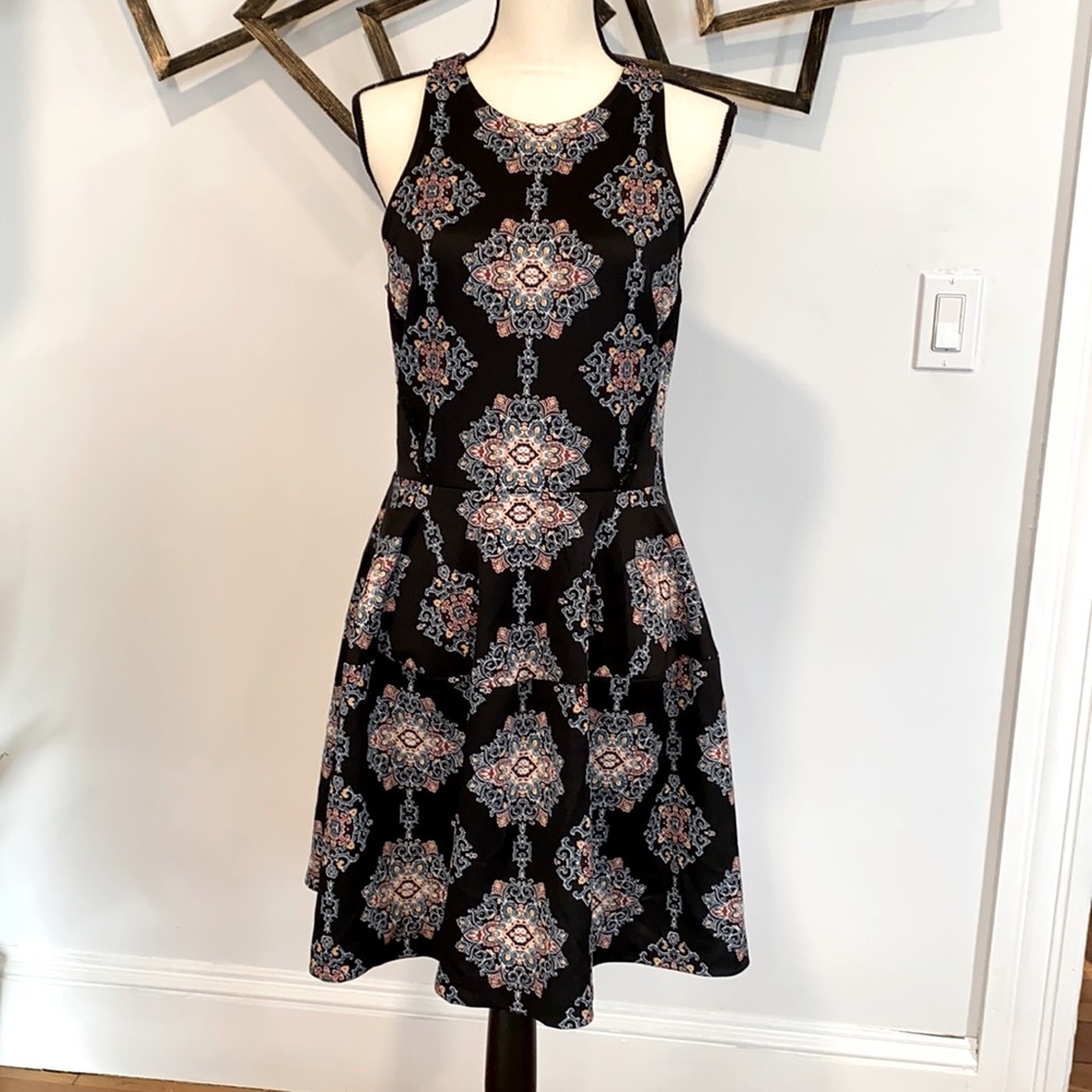 Sleeveless Printed Dress